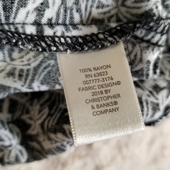 Christopher & Banks Tropical Palm Top - Picture 7 of 7